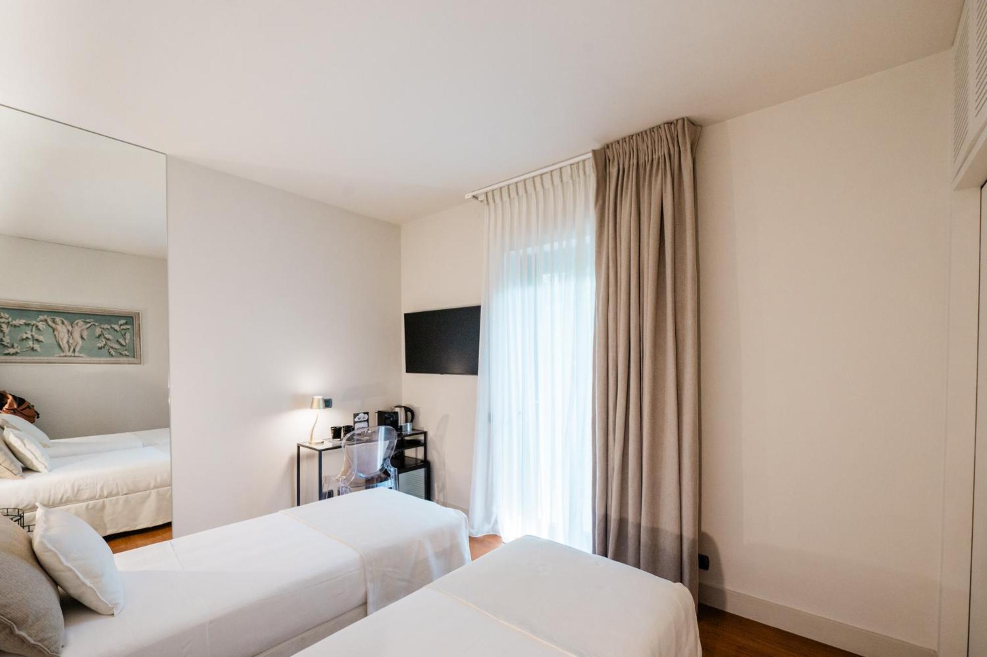 Airport Bea Rooms Azzano San Paolo Buitenkant foto